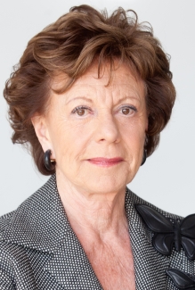 Neelie Kroes - Vrouwelijke invloed waar het ertoe doet - Krachtige Vrouwen Sterke Stad